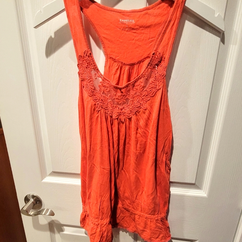 🎉SALE 5 for $15🎉 Coral Express tank top. Size small